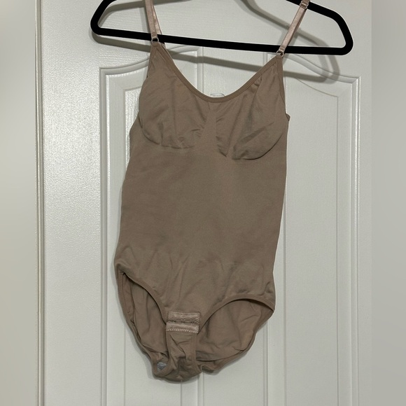 Brand New Beige Shapermint body suit - Picture 2 of 4
